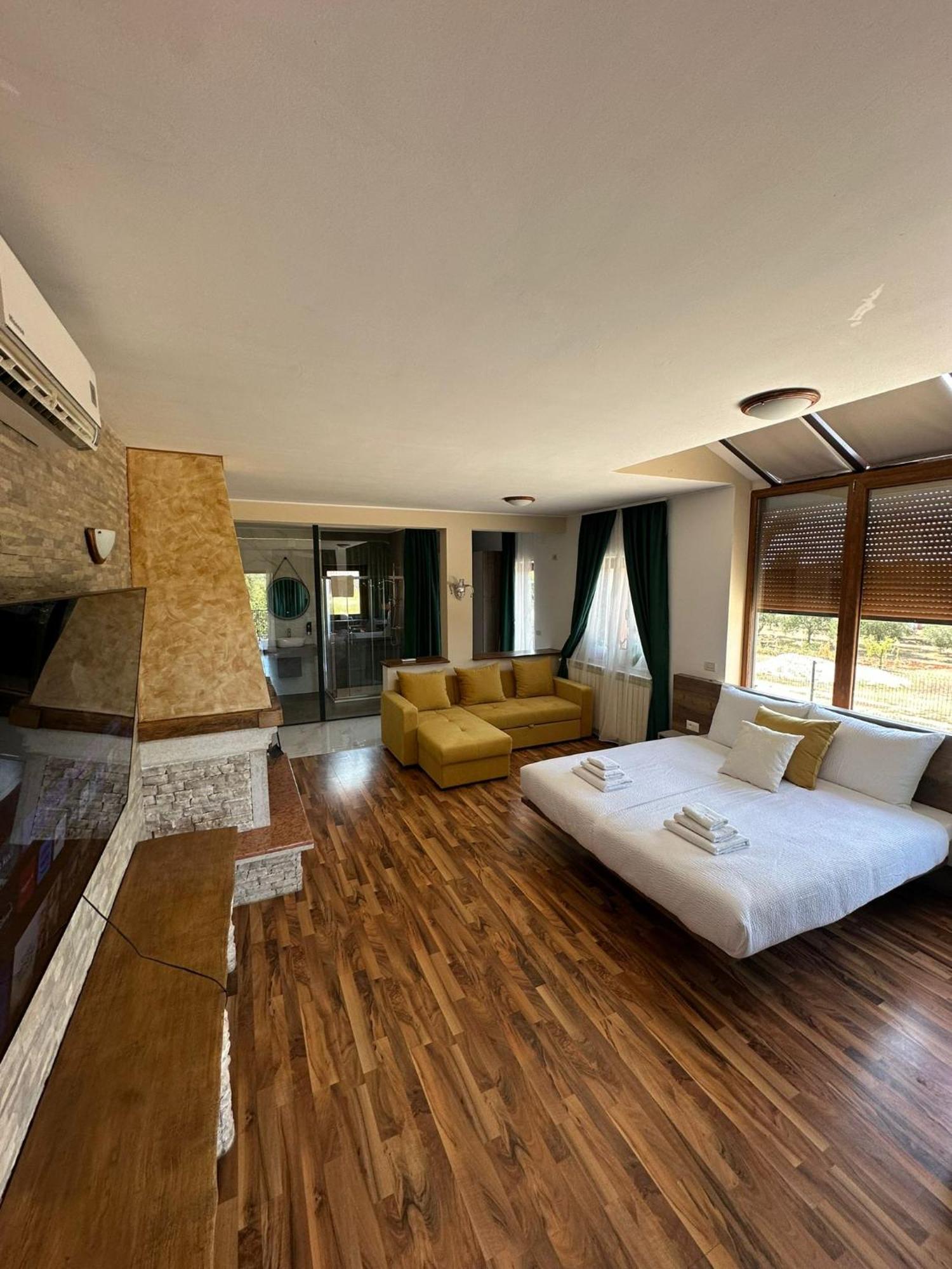 Natura Hotel